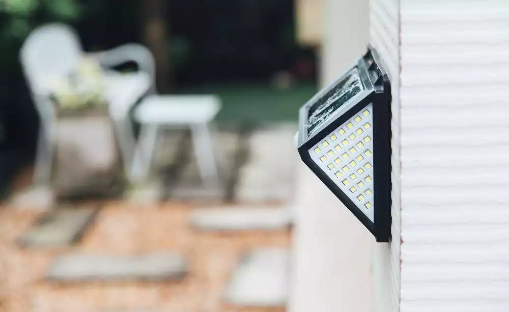 Comment activer une lampe solaire de jardin sans stress