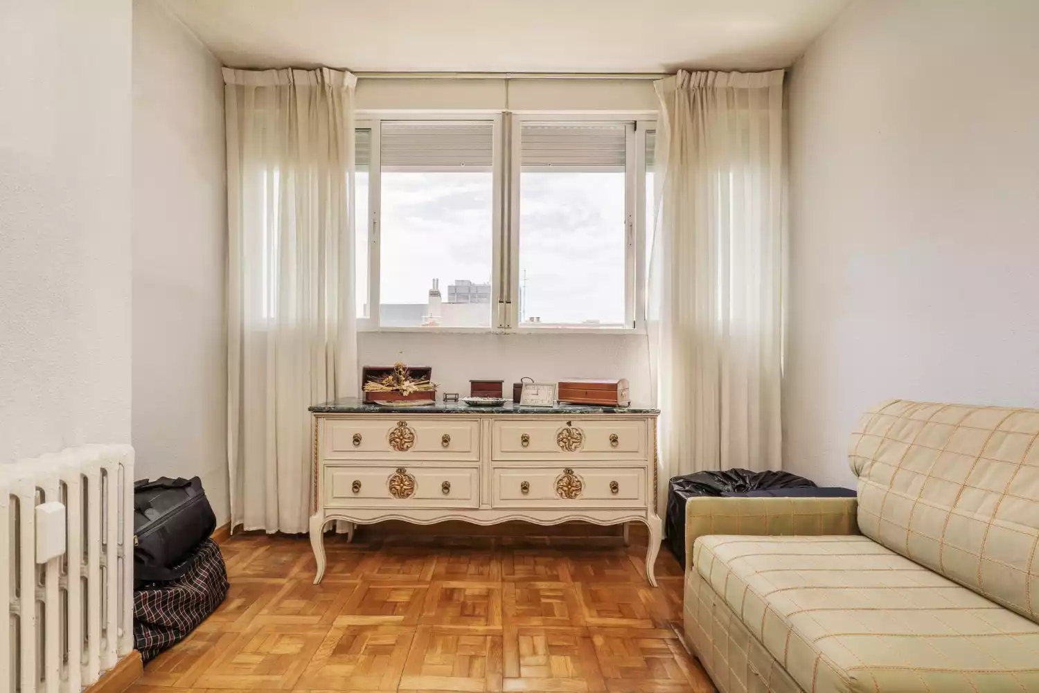 Quelle largeur de rideau pour une fenêtre de 120 cm choisir pour un rendu parfait ?