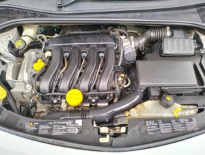 Comment changer la poire d'amorçage sur la Clio 3 DCI et le faire facilement ?