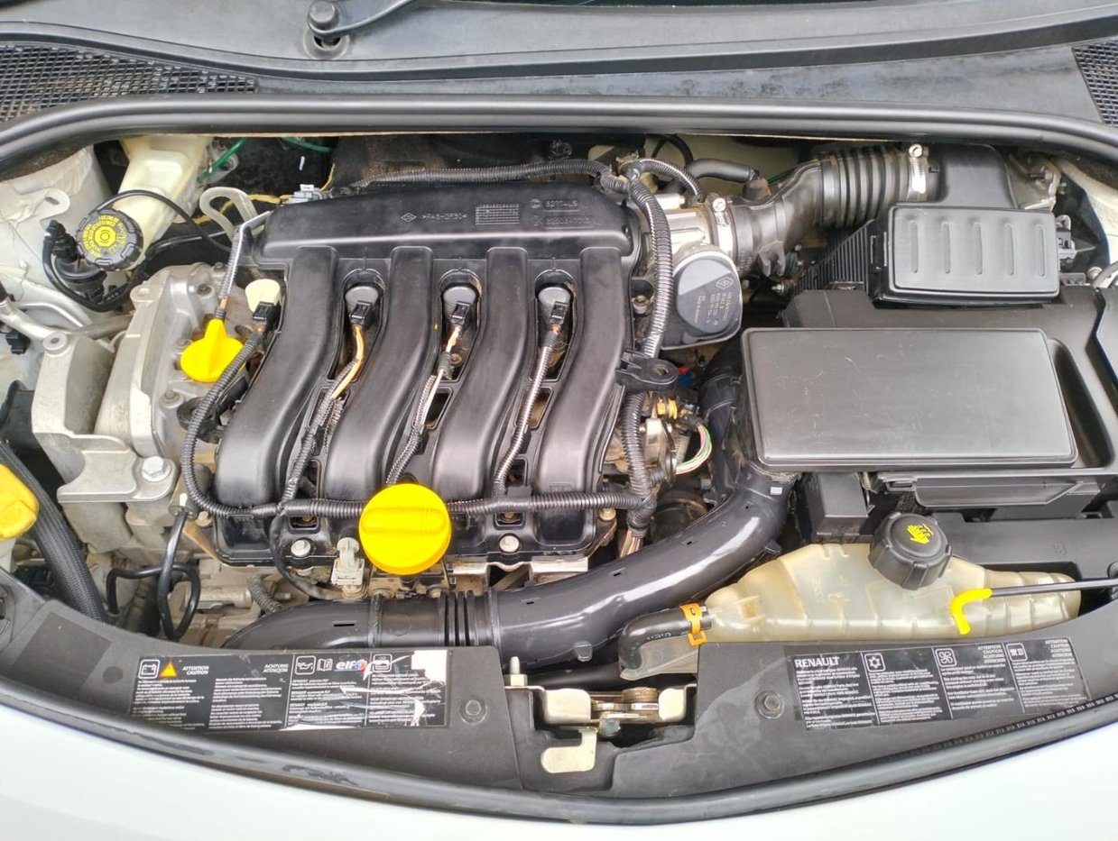 Comment changer la poire d'amorçage sur la Clio 3 DCI et le faire facilement ?