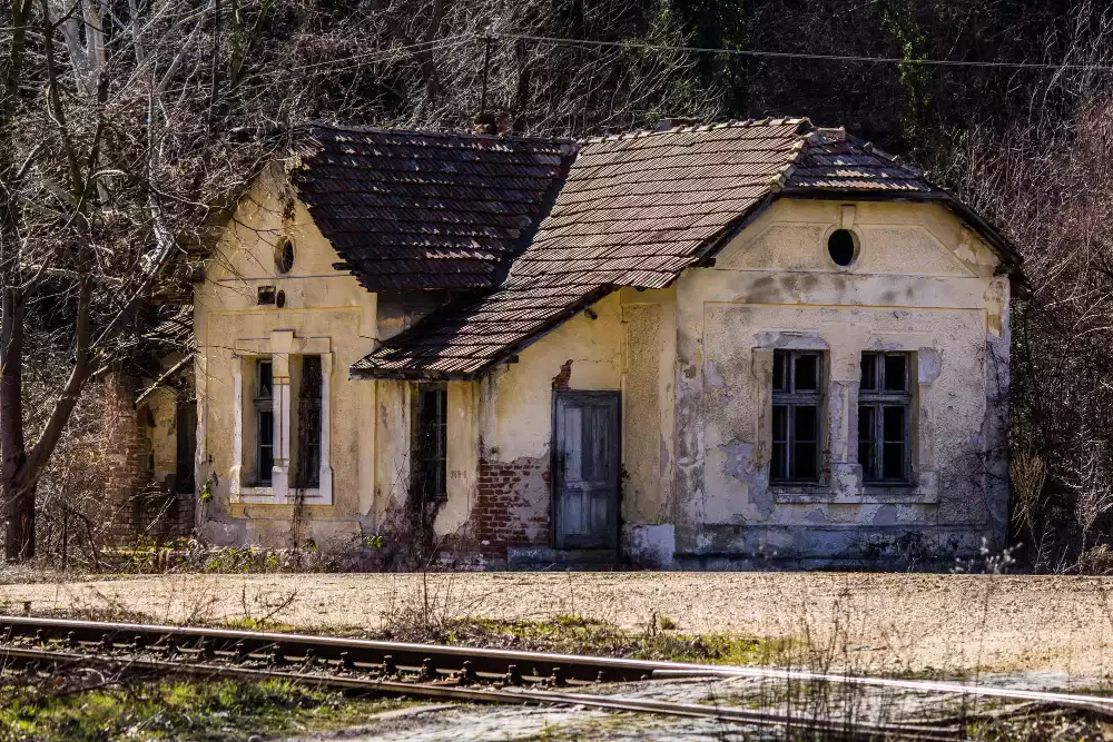 Quels sont les coûts cachés et les principales erreurs à éviter ?