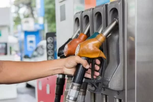 Combien dépensez-vous vraiment en carburant chaque mois ? (et comment réduire la note)
